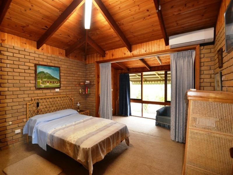 8 Jones Street, Avenel VIC 3664