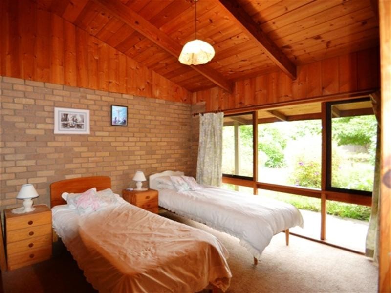 8 Jones Street, Avenel VIC 3664