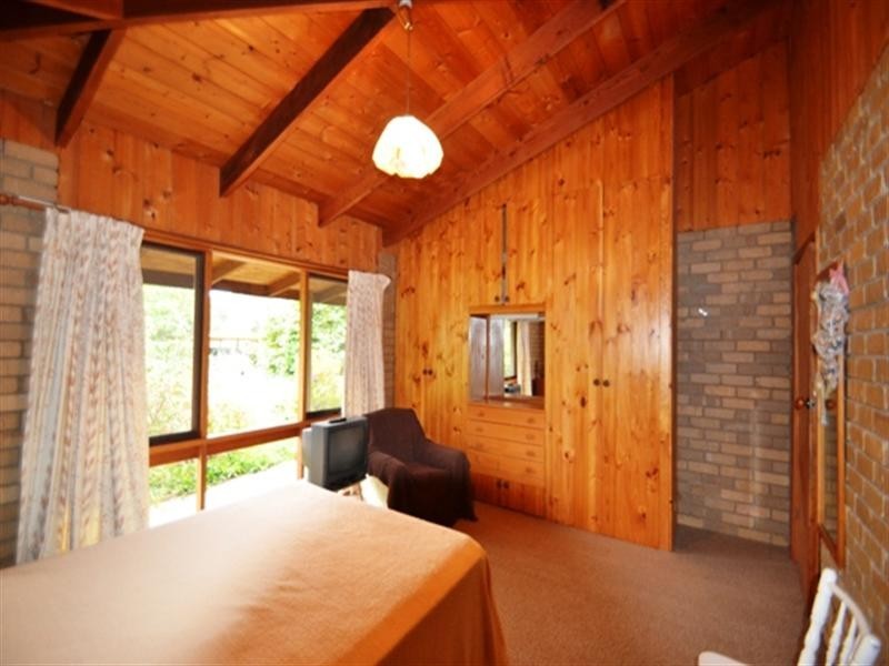 8 Jones Street, Avenel VIC 3664