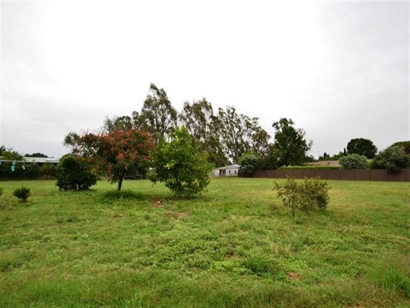 8 Jones Street, Avenel VIC 3664