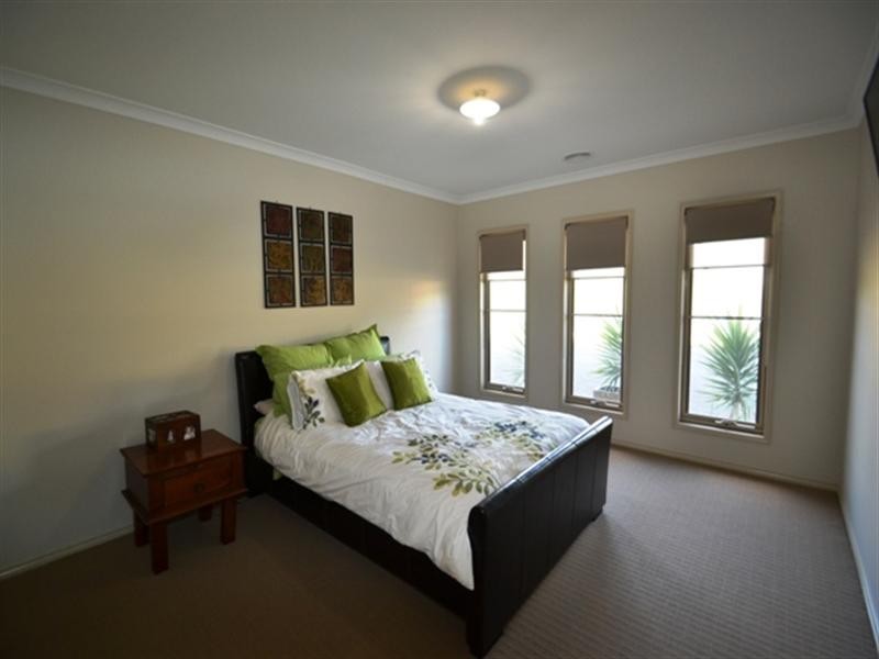 5-7 Scarlett Street, Avenel VIC 3664