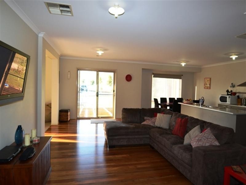 5-7 Scarlett Street, Avenel VIC 3664