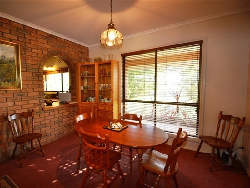 14 Mallett Crescent, Seymour VIC 3660