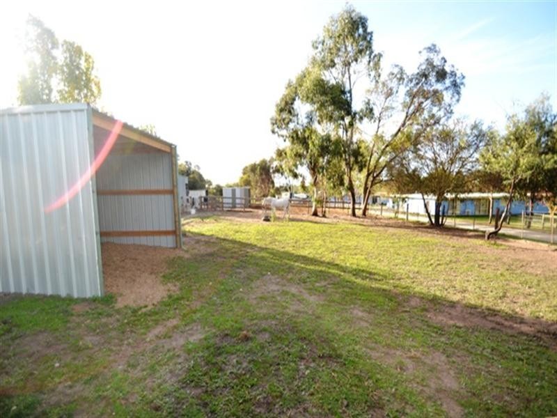 11 Kobyboyn Rd Seymour, Seymour VIC 3660