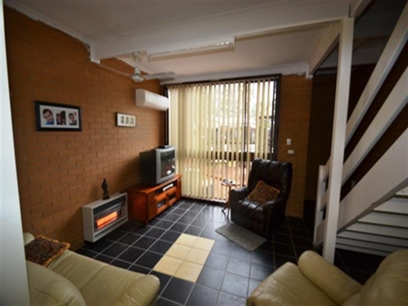 4/114 Tarcombe Road, Seymour VIC 3660