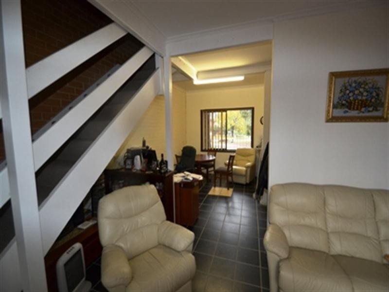 4/114 Tarcombe Road, Seymour VIC 3660