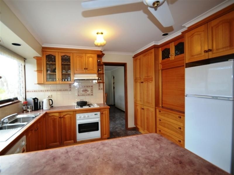 128 Tarcombe Road, Seymour VIC 3660