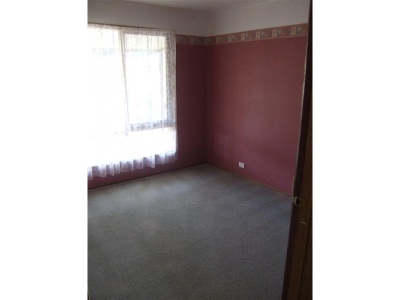 9 Delatite Road, Seymour VIC 3660