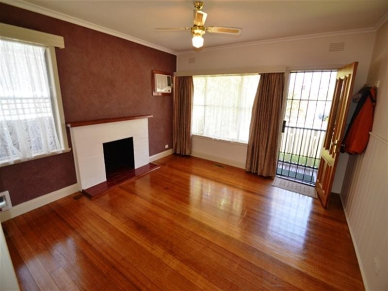 177 Anzac Avenue, Seymour VIC 3660