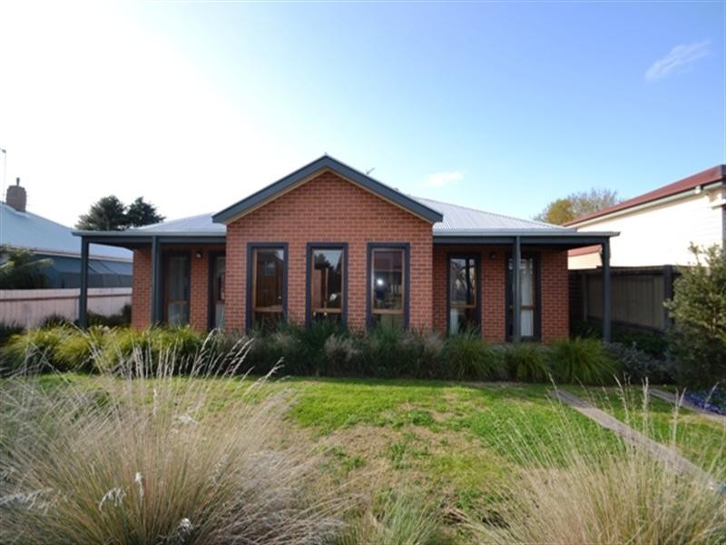 30 Butler Street, Seymour VIC 3660