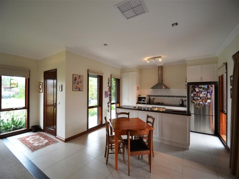 30 Butler Street, Seymour VIC 3660