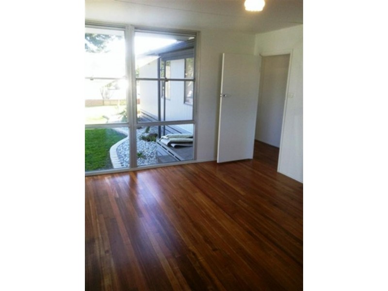 70 Martindale Crescent, Seymour VIC 3660