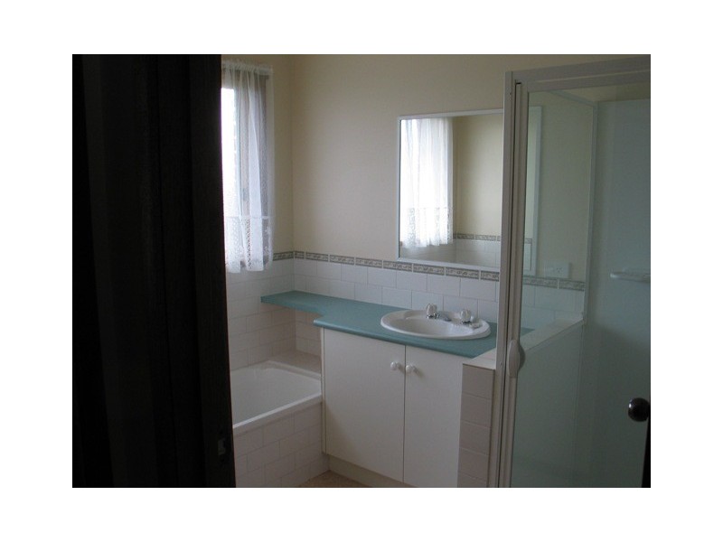 2/5 Zammit Drive, Warrnambool VIC 3280