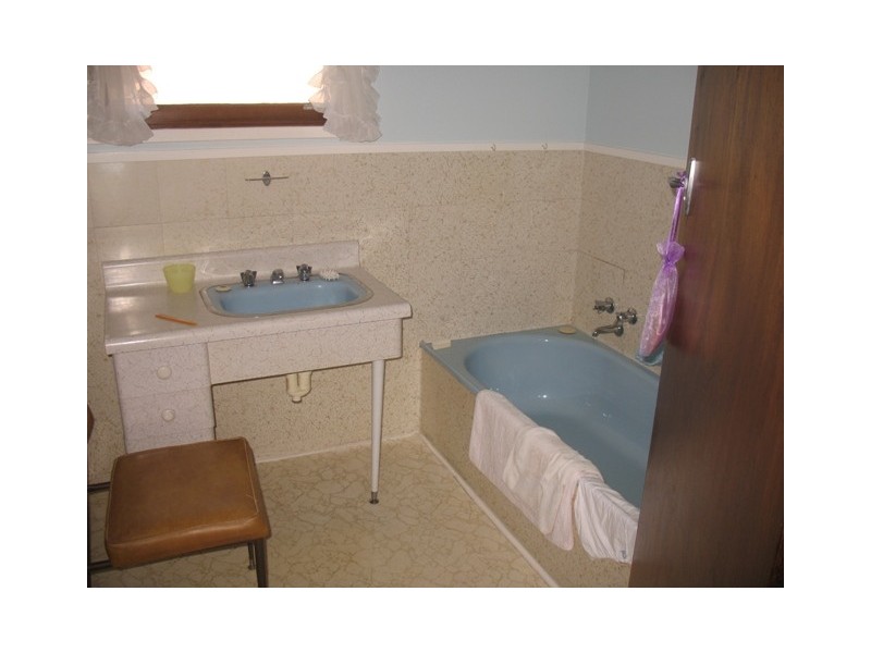 37 Pecten Avenue, Warrnambool VIC 3280