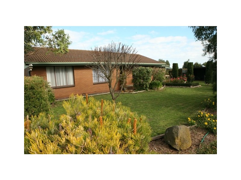 116 McKenzies Road, Bushfield VIC 3281