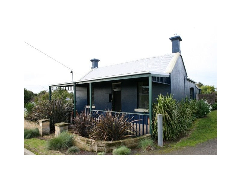 2 Mortlake Road, Warrnambool VIC 3280