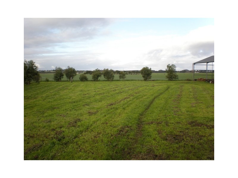 80 Scotts Road, Crossley VIC 3283