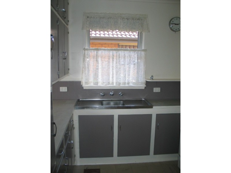 998 Raglan Parade, Warrnambool VIC 3280