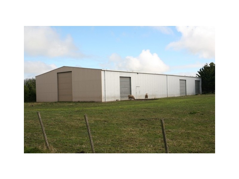 31 Hopkins Highway, Bushfield VIC 3281
