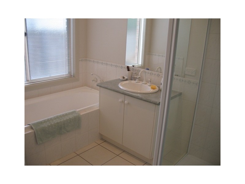 25 Lockett Drive, Warrnambool VIC 3280