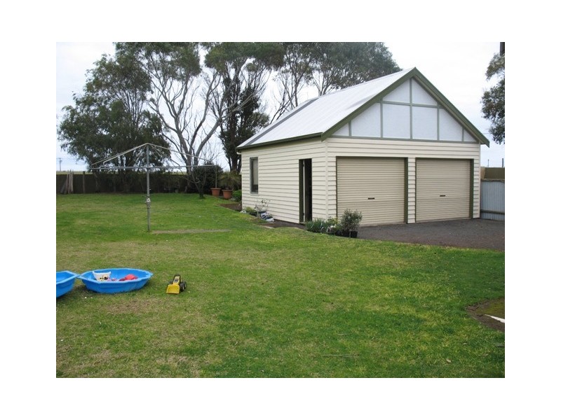 211 Commercial Road, Koroit VIC 3282