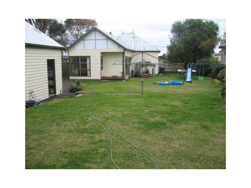 211 Commercial Road, Koroit VIC 3282