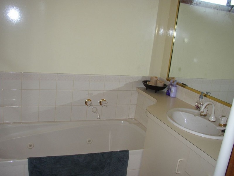 42 Skiddaw Crescent, Warrnambool VIC 3280