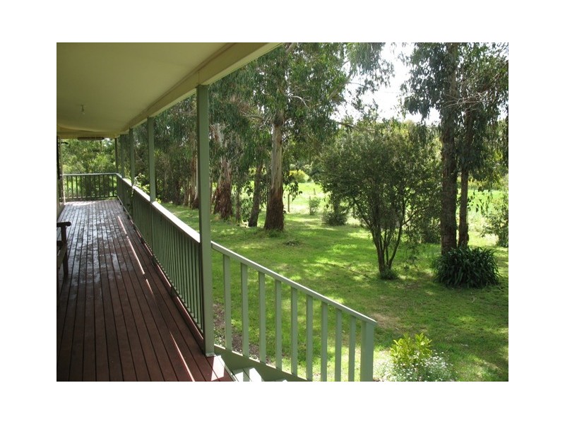 14 Jackson Street, Kirkstall VIC 3283