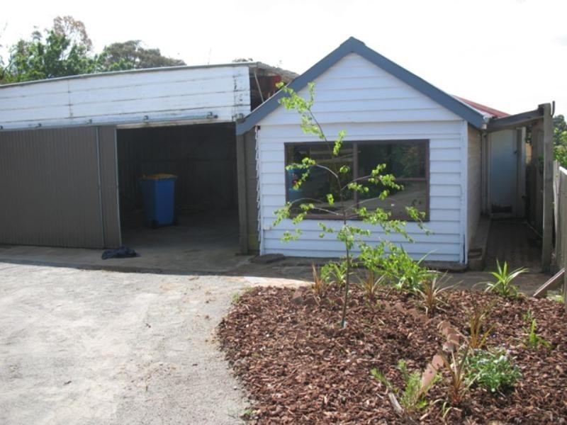 212 Commercial Road, Koroit VIC 3282