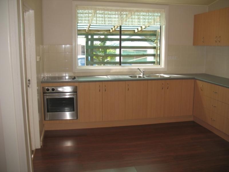 212 Commercial Road, Koroit VIC 3282