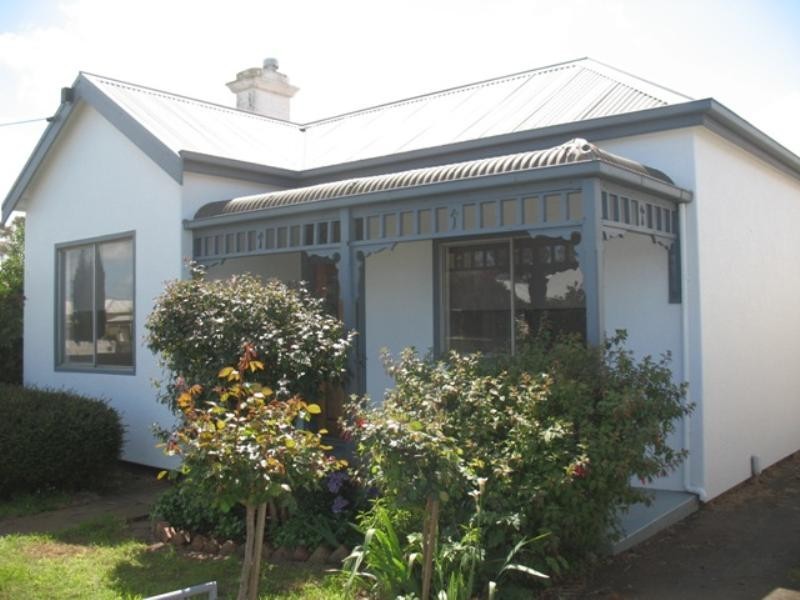 212 Commercial Road, Koroit VIC 3282