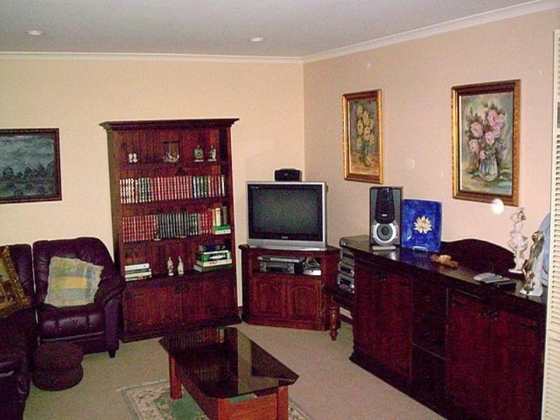 80 Bell Street, Penshurst VIC 3289