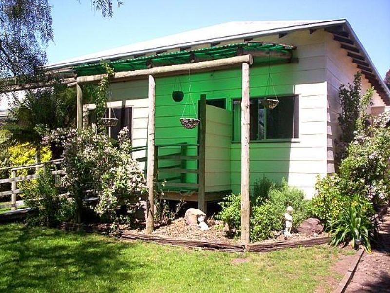 80 Bell Street, Penshurst VIC 3289