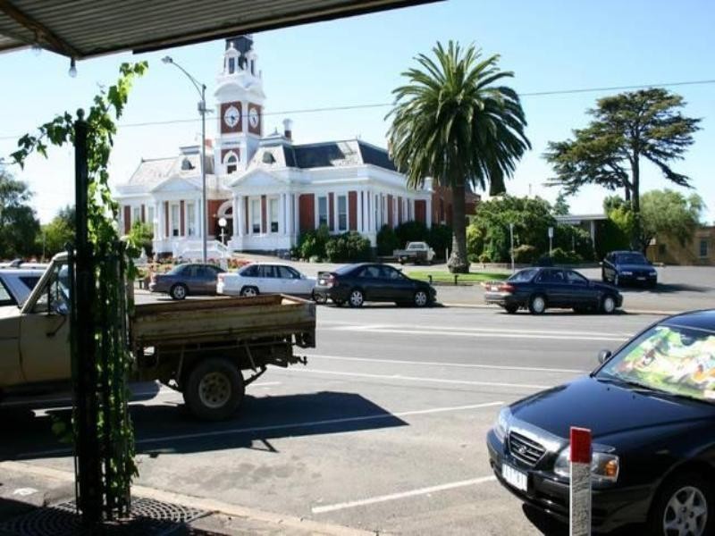 212-214 Barkly Street, Ararat VIC 3377