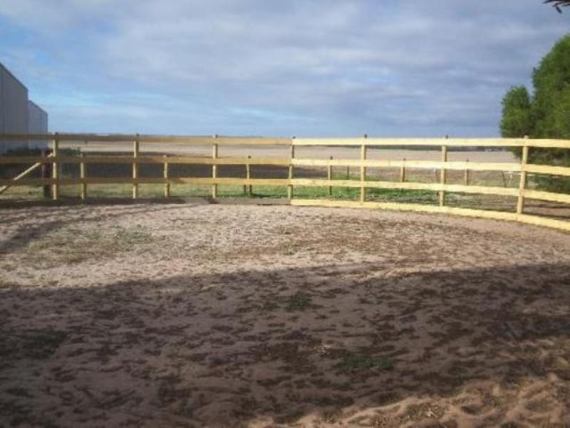 7391 Western Highway, Nhill VIC 3418