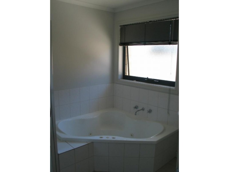 6 Tylden Street, Dennington VIC 3280