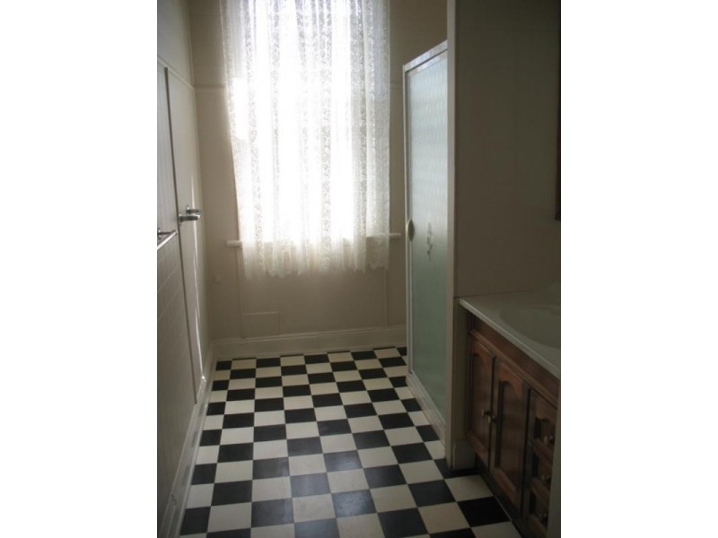 212 Commercial Road, Koroit VIC 3282