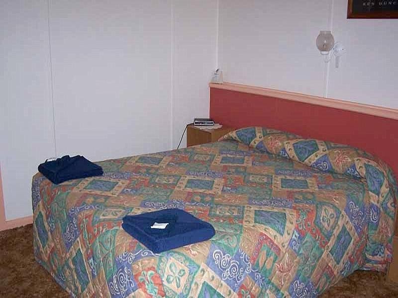 2 Lyle Street, Warracknabeal VIC 3393