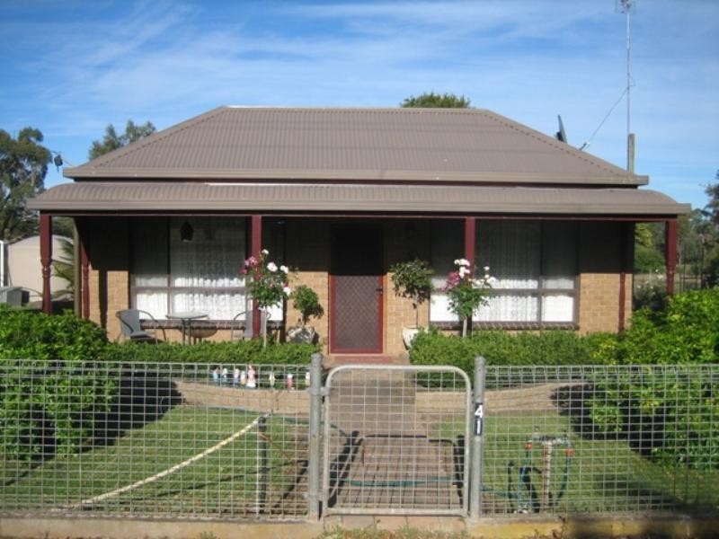 41 Dawson Street, Hawkesdale VIC 3287