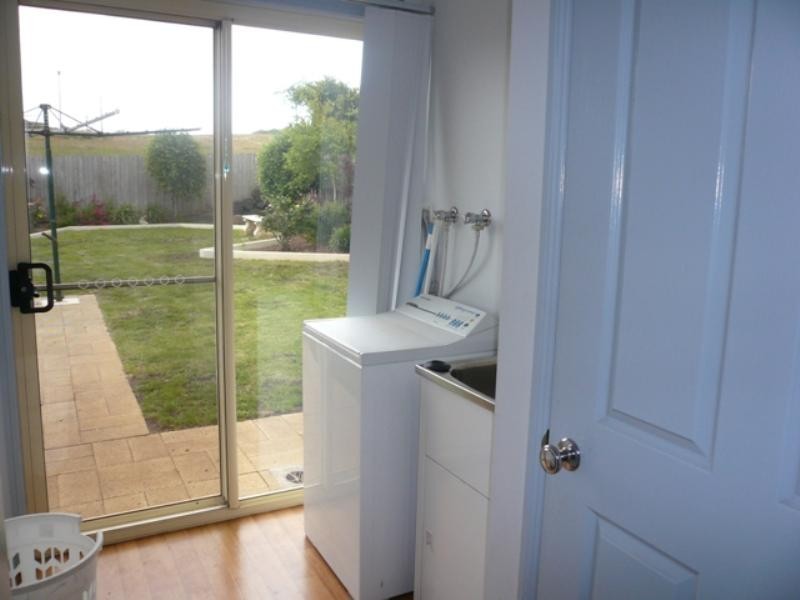 18 Nina Street, Dennington VIC 3280