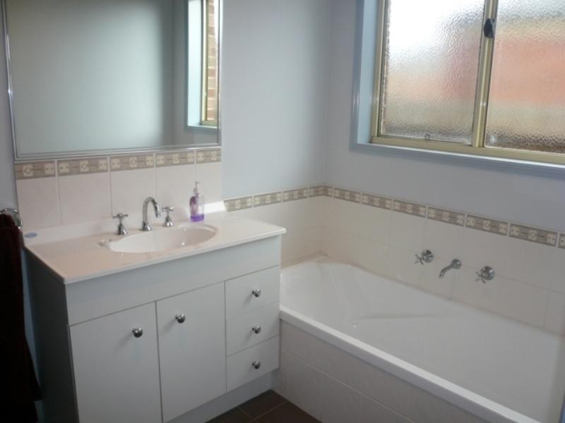 18 Nina Street, Dennington VIC 3280