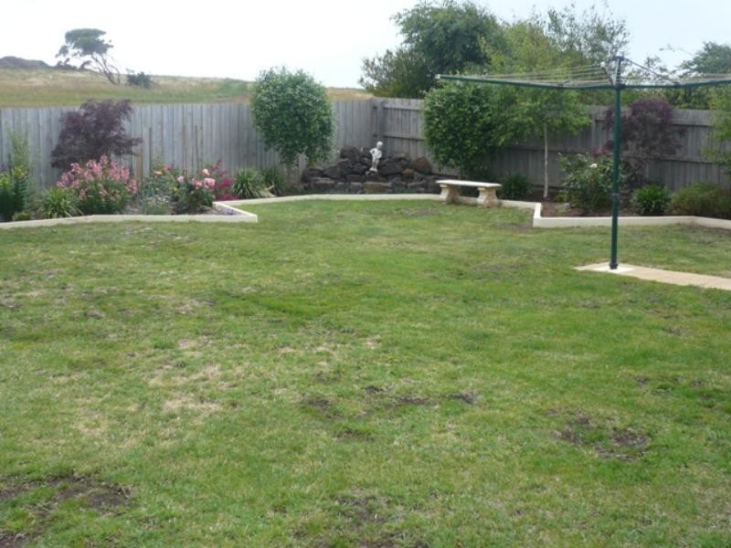 18 Nina Street, Dennington VIC 3280