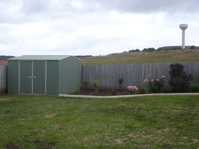 18 Nina Street, Dennington VIC 3280