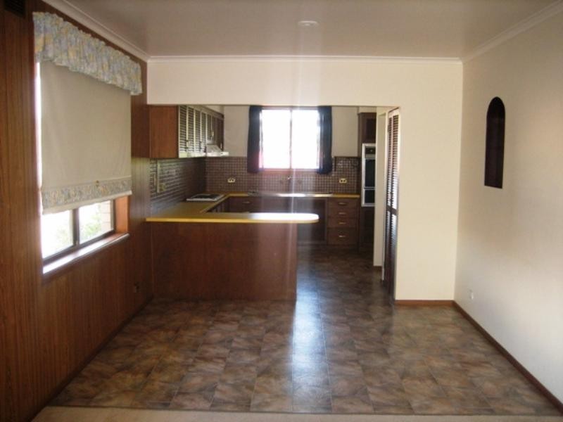 28 Carolyn Crescent, Warrnambool VIC 3280