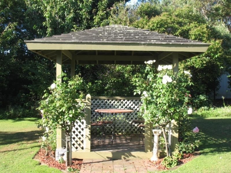 28 Stauntons Lane, Koroit VIC 3282