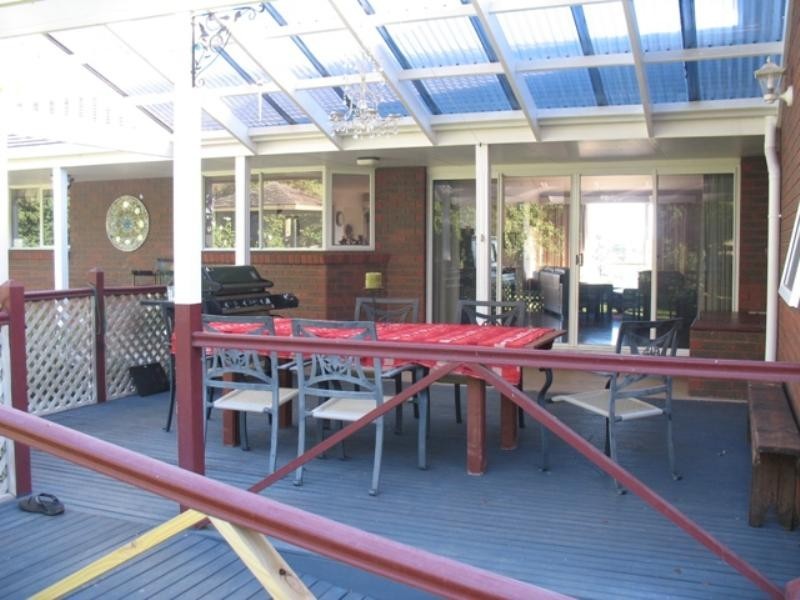 28 Stauntons Lane, Koroit VIC 3282