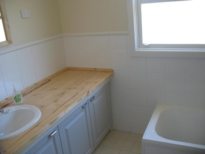 22 Spring Street, Koroit VIC 3282