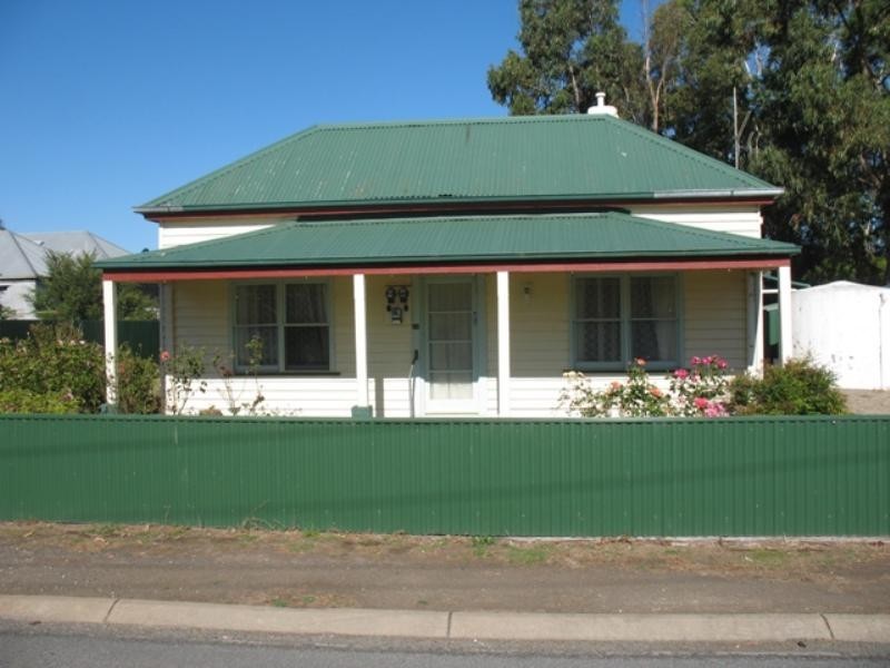 22 Spring Street, Koroit VIC 3282