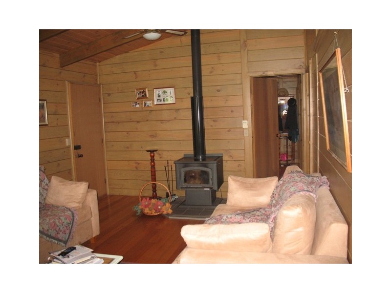 30 Irvings Lane, Koroit VIC 3282