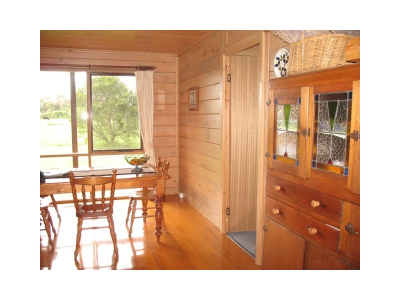 30 Irvings Lane, Koroit VIC 3282